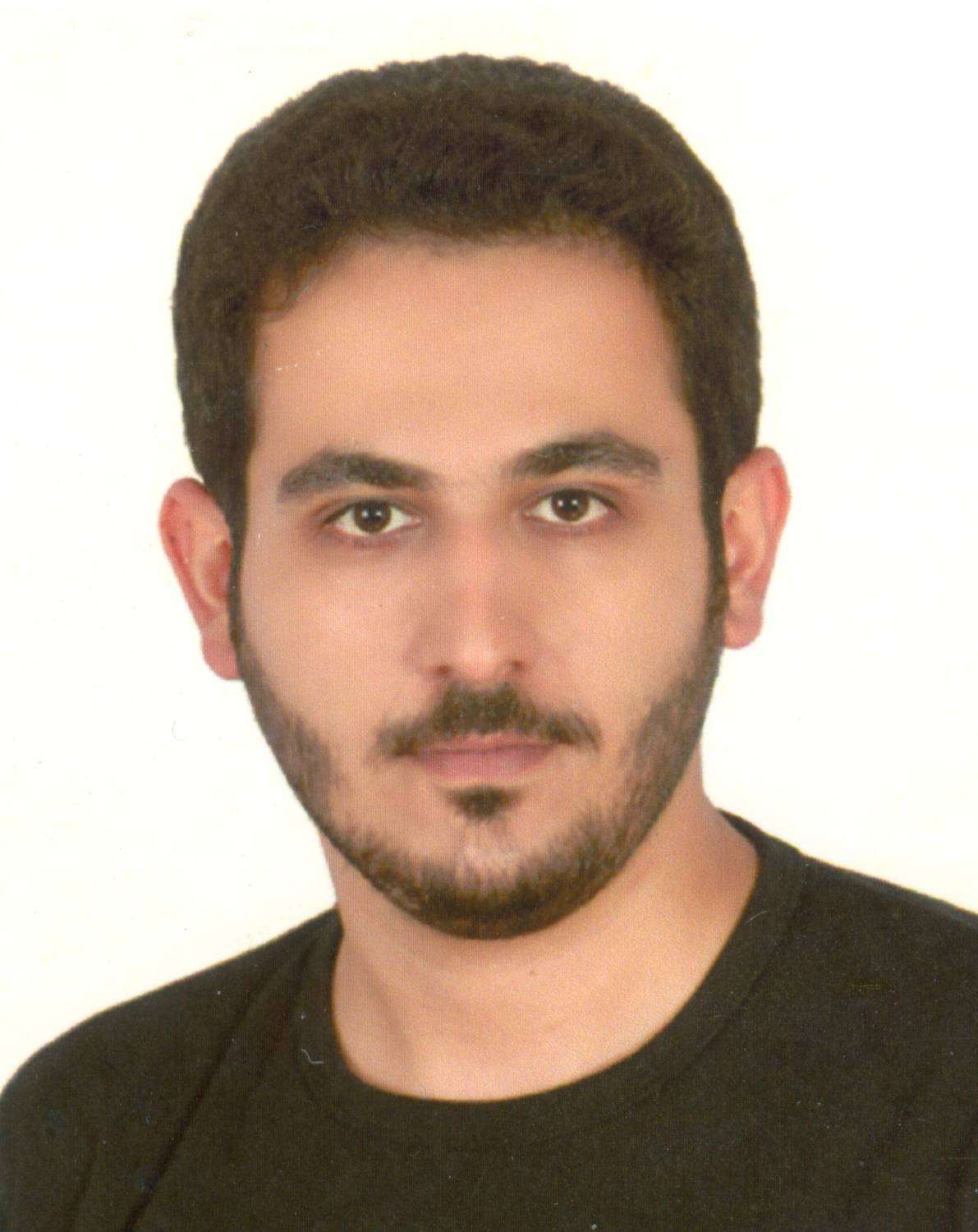 محمد جوادی، مسئول معاونت اجرایی، نهاد آموزش و دبیر آزمایشگاه زیست و شیمی پایه 10 و 11